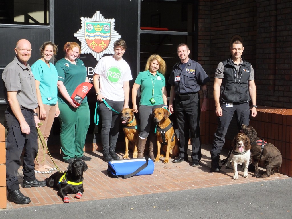 L-R Michael Shooter with K9 investigation dog Etta - K9 Investigation Lynne - Peel Veterinary Clinic Sarah - Peel Veterinary Clinic Tyler – Rhodes2safety with First Aid Training dog Axl Kerry – Rhodes2safety with First Aid Training dog Chi Chris Maughan – Project Lead Humberside Fire & Rescue Service Jon Willingham with K9 Investigation dogs Aston and Sox - K9 Investigation